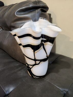 Vintage Zorza Hand Blown Vase 12 1/2 Inch